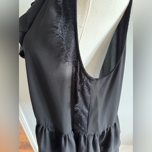 Zara black peplum sleeveless top - Picture 2 of 4